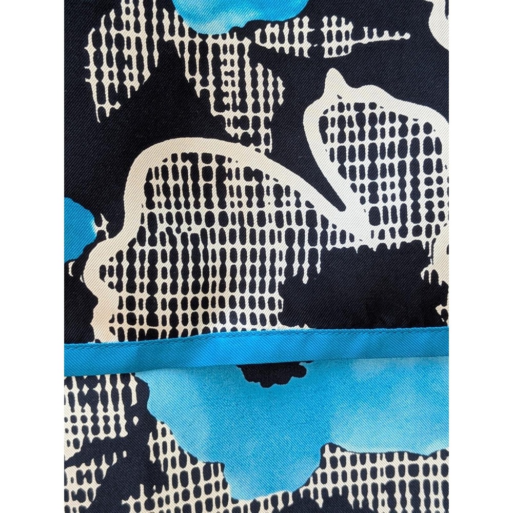 💙Vtg Carlisle 100% Silk Scarf 18"x 59" Mod Floral Abstract Blue Black RN 69161 - Picture 3 of 7